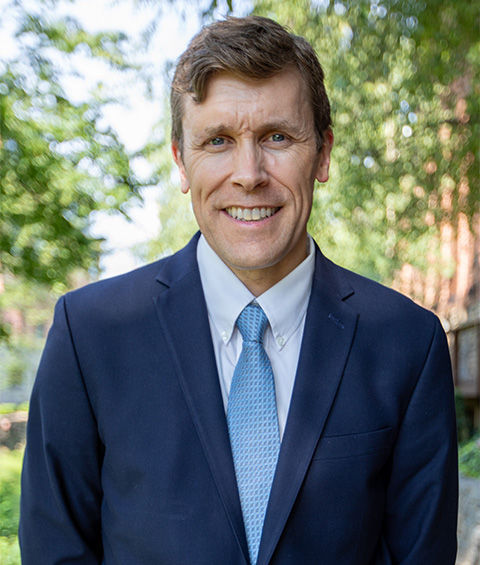 Headshot of Dermot Lynch